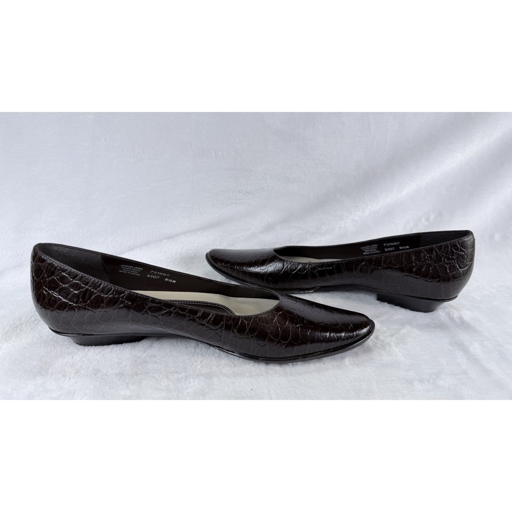 Naturalizer Brown Croc Embossed Leather Flats Dress Shoes Comfort Womens 8.5M - Picture 6 of 7